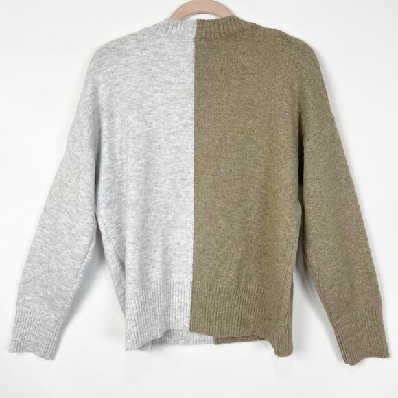 Sweet Romeo Colorblock Vneck Sweater Tan Gray Large Nordstrom NWT - Picture 6 of 7